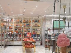 -VENCHI 闻绮(北京国贸商城店)