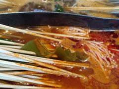 -签多多串串香火锅