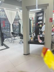 -U·NI SALON 造型