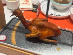 玻璃脆皮乳鸽-羽鸽集·乳鸽专门店·地道顺德菜(岭南站店)