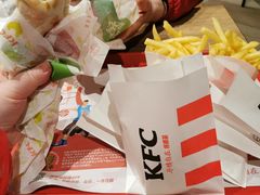 -肯德基(珠峰店)