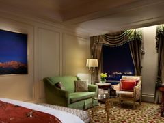 -广州富力丽思卡尔顿酒店