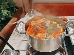 -金马门国际美食百汇(珞喻路店)
