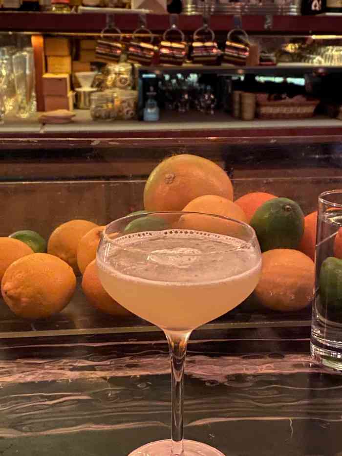 infusion room-"环境不错,喜欢鸡尾酒的朋友可以到这里来.