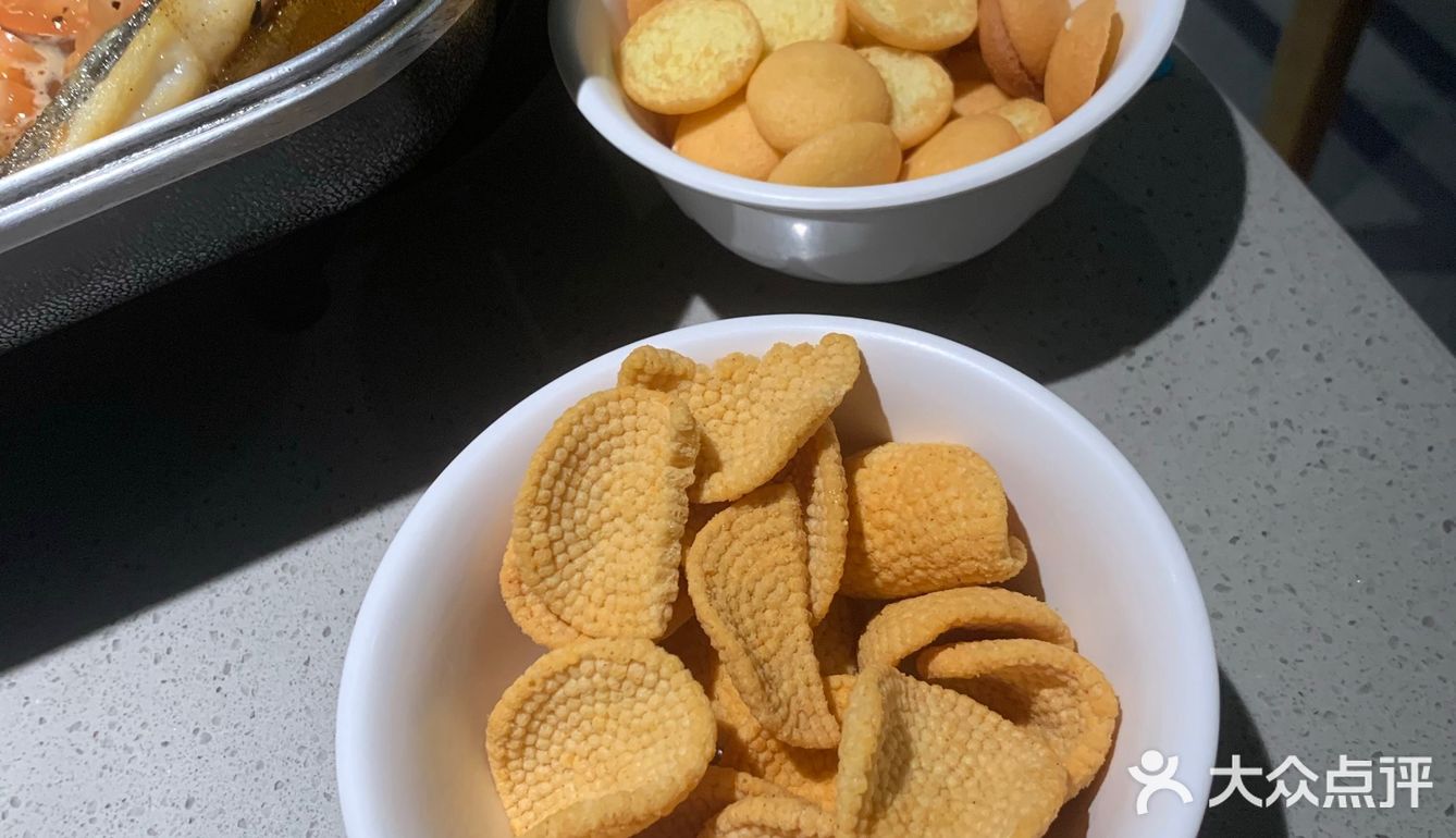 米饭是王者 鱼可能是配菜吧