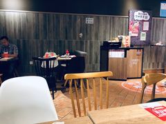 大堂-肯德基(东安路站店)