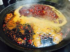 -岗上渣渣老火锅(两路口店)