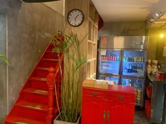 -HIGH FIVE哈福手工汉堡(桂林路店)