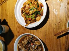 -九锅一堂酸菜鱼(万达广场店)