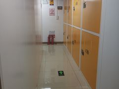 -安东易迷你自助仓储寄存仓库(草桥店)