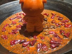 中辣锅底-白乐天毛肚火锅馆(解放碑店)