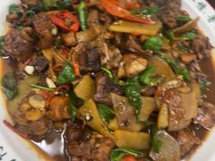 -鲁南仔·滕州炒鸡(经三路店)