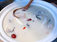 江团鱼炖汤-老阿爸鲜鱼土菜(昆山花桥店)