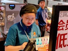 -麦当劳(江湾镇店)