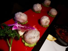 手作咸蛋黄虾滑-捞三国美蛙鲜鱼火锅(茂业店)