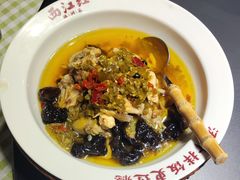 仙庾岭酸辣椒蒸鸡-西江红·株洲本地菜(滨江南路店)