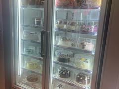 -DQ·蛋糕·冰淇淋(大宁国际商业广场店)