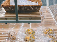 面包甜点陈列柜-前进麦味·天然烘焙(凯德1818店)
