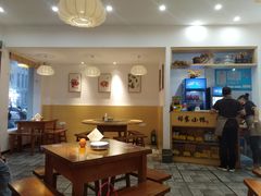 -邻家小馆(银都店)