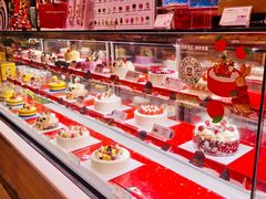 -巴黎贝甜(大宁国际商业广场店)