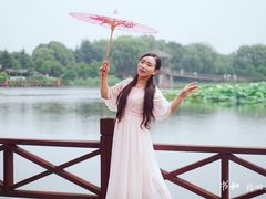 -荷塘月色湿地公园·向阳花洲