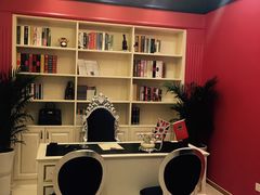 -米娜凯威少儿礼仪艺术教育(南海新凯广场店)