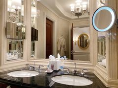 -广州富力丽思卡尔顿酒店