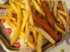 -春树下·树屋花房西餐厅(罍街AS1980店)