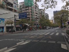 -燕子岗体育场