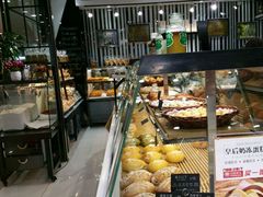 面包甜点陈列柜-皇后西斯汀饼店(文化路店)
