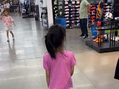 -迪卡侬(顺峰山店)