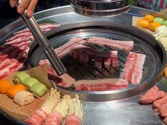 -哈哈碳都·牛肋条无限自助烤肉(宝龙店)