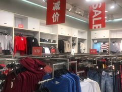 -H&M(鹏欣水游城店)