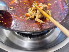 -鸿顺老铁锅美蛙鱼府(解放碑店)