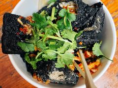 -黑色经典臭豆腐·湖南特产(坡子街店)