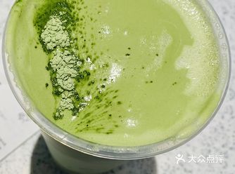 轻松喝春天的味道，价格被打下来的喜茶很好啊