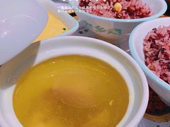 -老乡鸡(上海白玉兰广场店)
