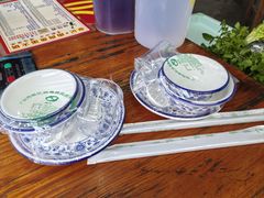 -章记正宗南岗鱼蛋火锅