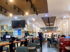 大堂-杨国福麻辣烫(龙阳广场店)