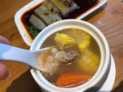 -隔壁老王·家常云南菜(花巷店)
