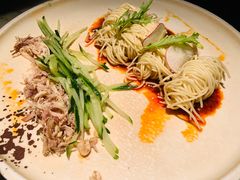 鸡丝拌面-桂满陇天书(南京德基旗舰店)
