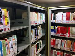 -上海市静安区图书馆(新闸路馆)