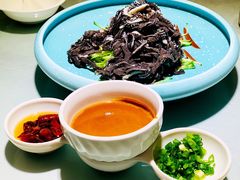 -鸭王烤鸭店(三里河店)