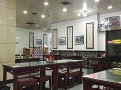 -牛一嘴·兰州牛肉面·大盘鸡(财富中心店)