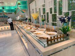 自助取餐区-绿岛港轩海鲜烤肉涮锅自助餐厅