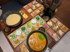 -银米·云南传统过桥米线(双廊黑金冠店)