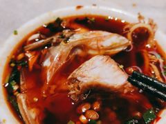 -忘情水鱼头·鲜鱼火锅(滨江中路店)