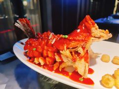 -吴越荣记苏州菜·松鼠桂鱼 100% 活鱼现做(月光码头店)