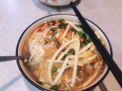 -忆螺巷螺蛳粉(步行街小巷店)