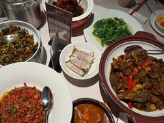 -千百味红餐厅·江西菜(绿地双子塔店)